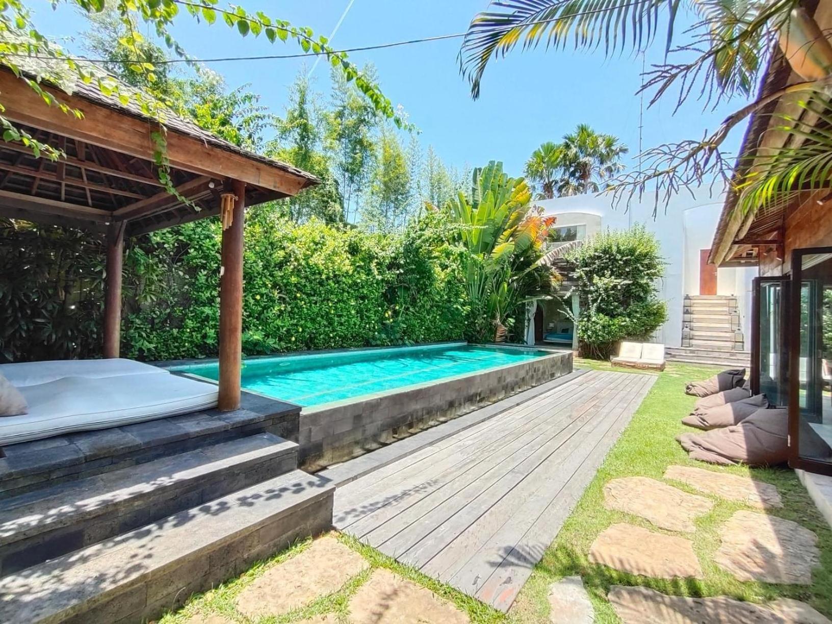 Elegant Villa Casabianca - Tropical Pool & Garden, Near Potato Head Beach Club! Seminyak Dış mekan fotoğraf