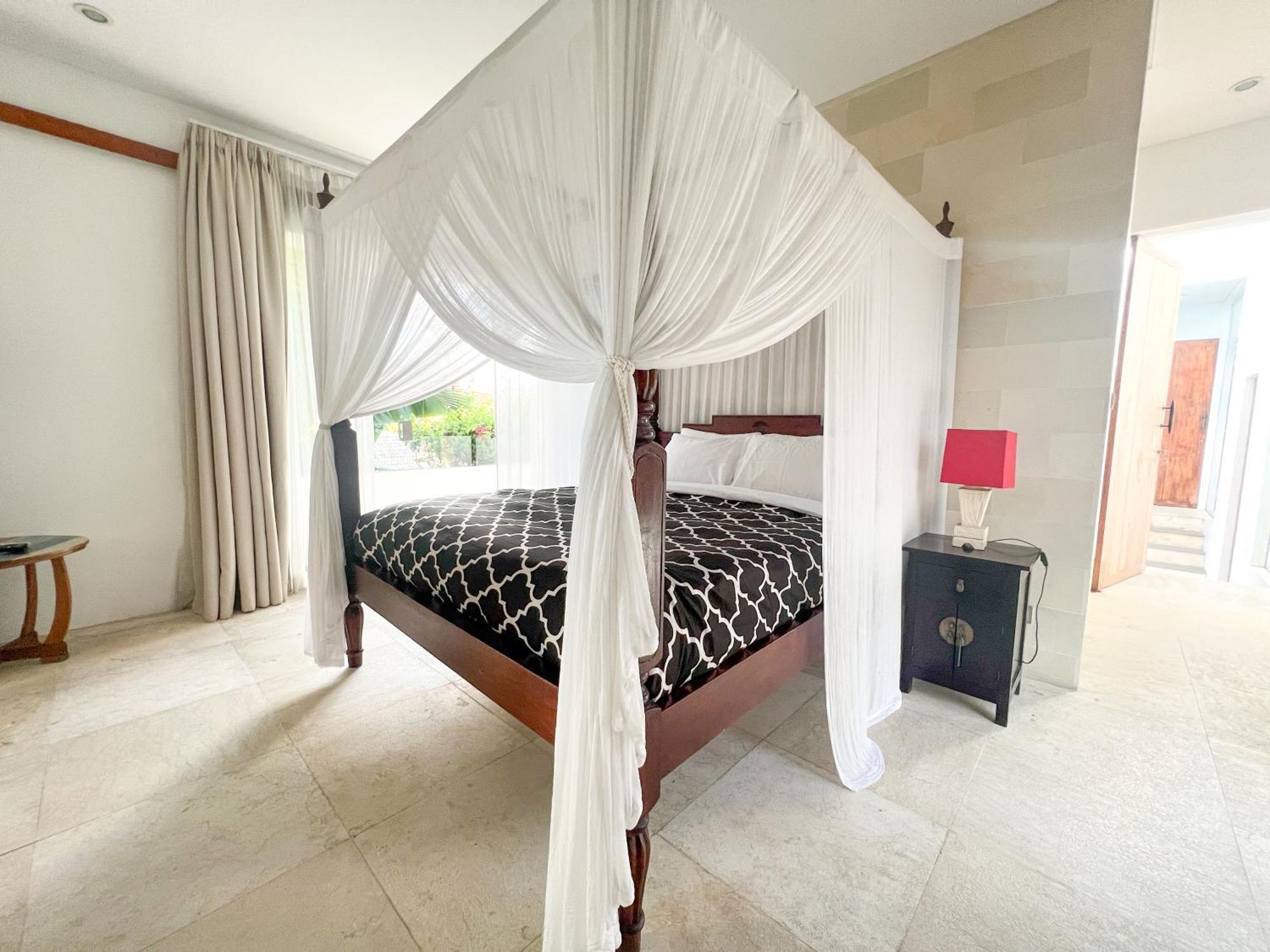 Elegant Villa Casabianca - Tropical Pool & Garden, Near Potato Head Beach Club! Seminyak Dış mekan fotoğraf